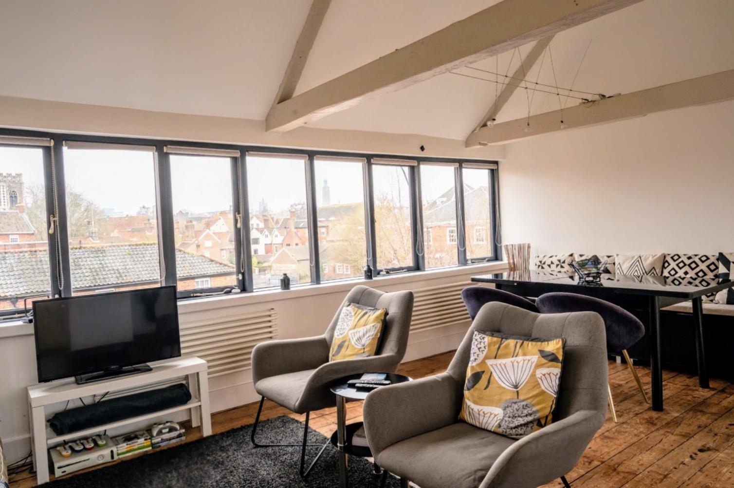 Contractor And Family Friendly Grade II Townhouse- 3 Bedrooms- Free Parking Norwich Exterior photo